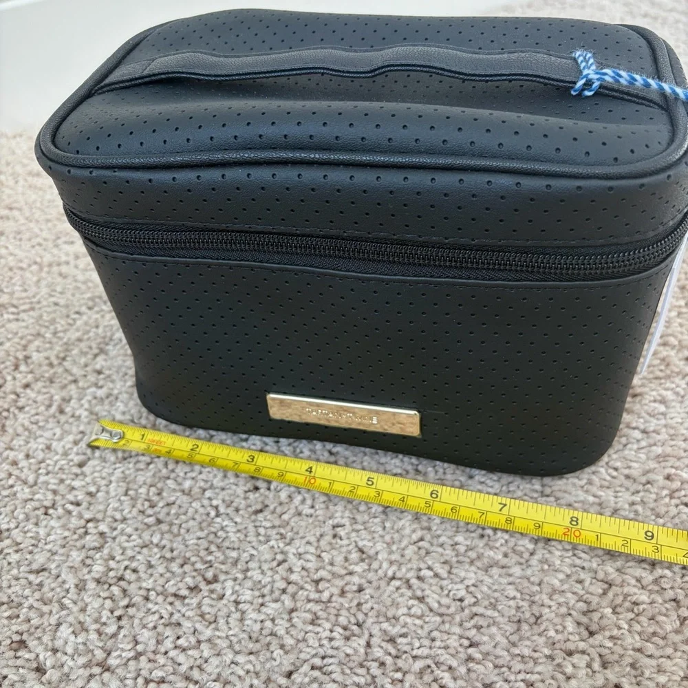 Tartan + Twine Black soft train case Cosmetic Bag two piece set